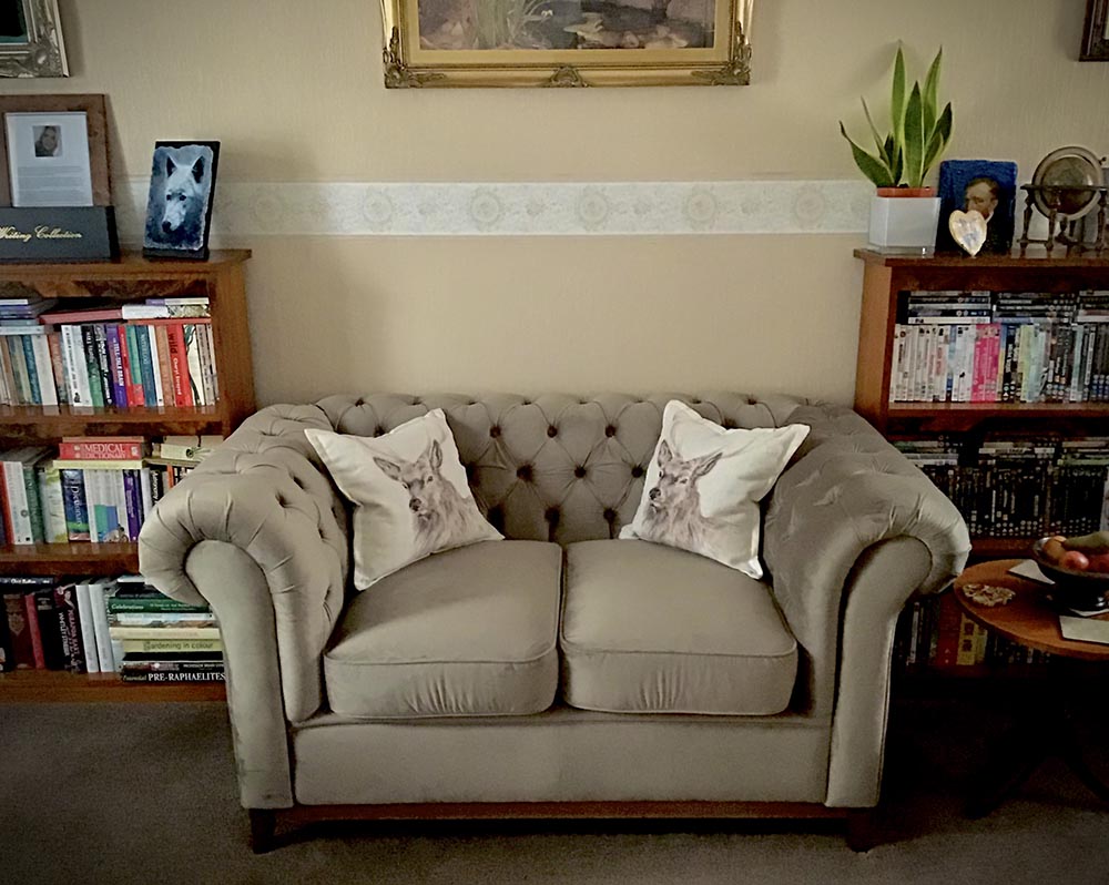 Chesterfield Holzsofa von Carrie